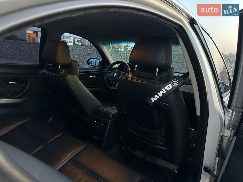 Седан BMW 3 Series 2006 в Мукачево