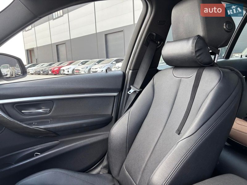 Седан BMW 3 Series 2016 в Львове фото 26 Седан BMW 3 Series 2016 в Львове