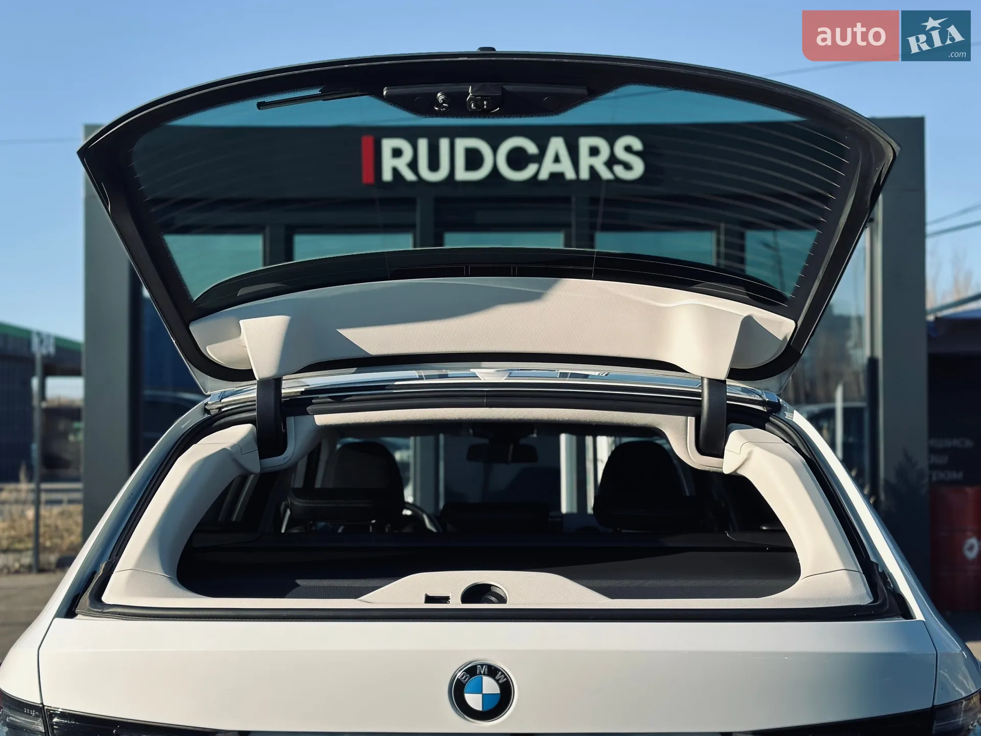 2023 BMW 3er - мініатюра 6