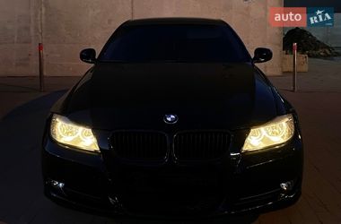 Універсал BMW 3 Series 2008 в Вишневому