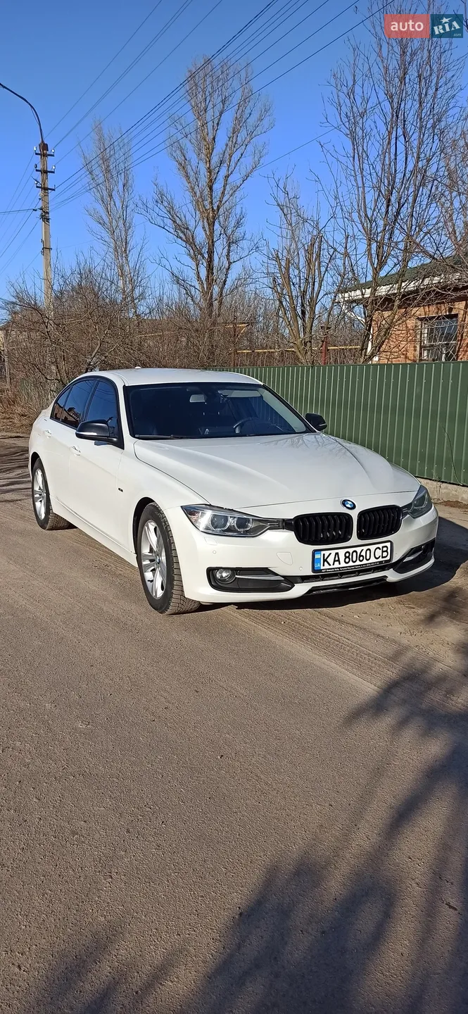 2013 BMW 3er - мініатюра 2