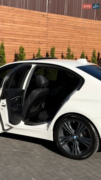 Седан BMW 3 Series 2015 в Києві