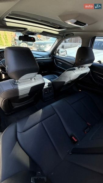 Седан BMW 3 Series 2015 в Києві