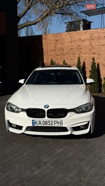 Седан BMW 3 Series 2015 в Києві