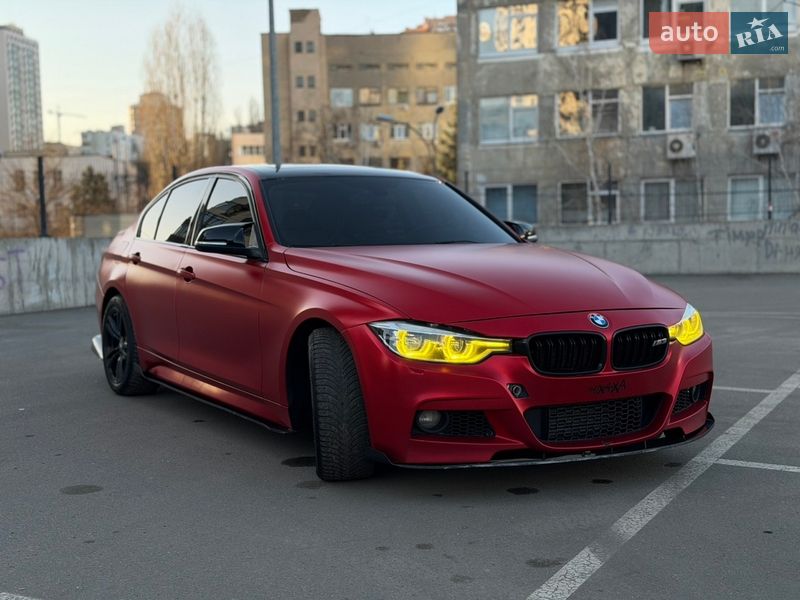 Седан BMW 3 Series 2014 в Киеве