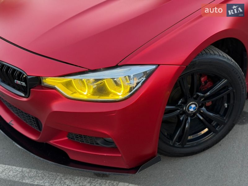 Седан BMW 3 Series 2014 в Киеве