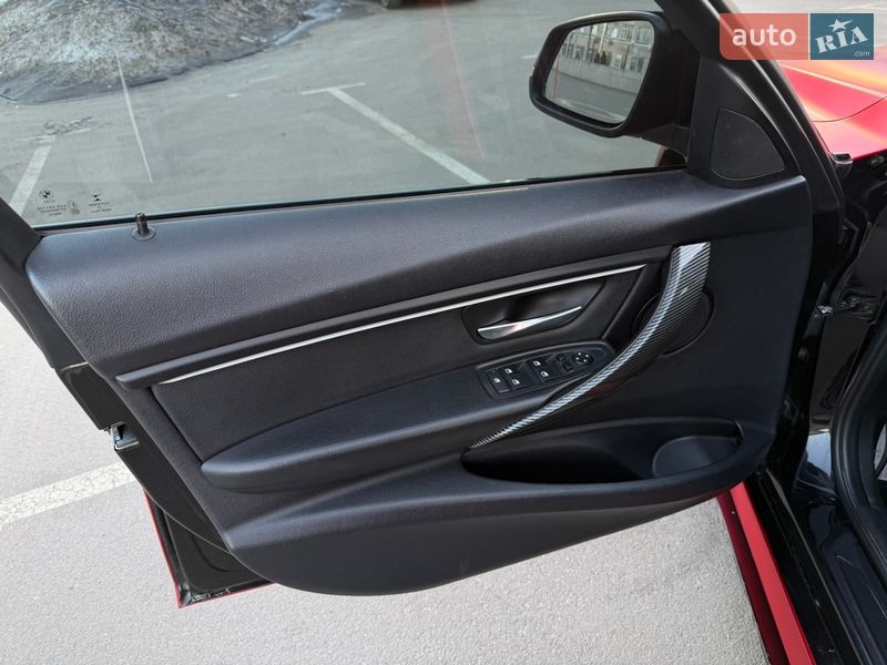 Седан BMW 3 Series 2014 в Киеве