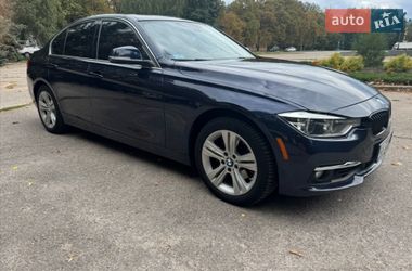 Седан BMW 3 Series 2017 в Киеве