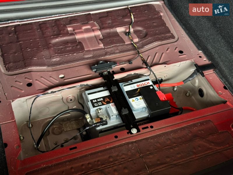 Седан BMW 3 Series 2020 в Киеве