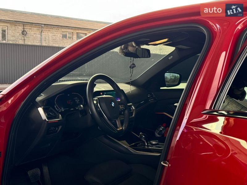 Седан BMW 3 Series 2020 в Киеве