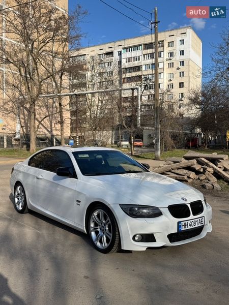 BMW 3 Series 2011