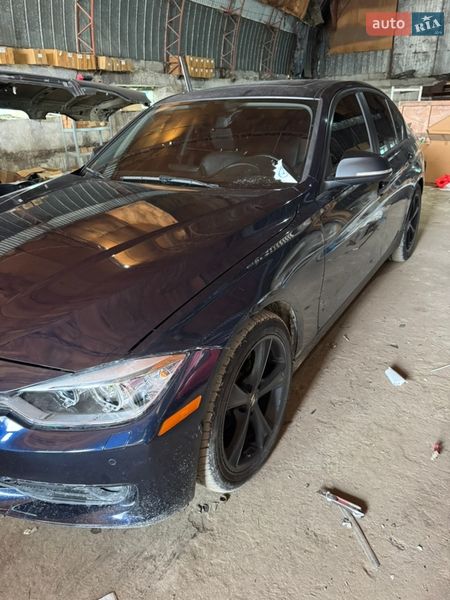 Седан BMW 3 Series 2015 в Львове