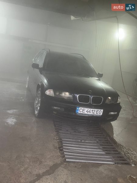 Універсал BMW 3 Series 2001 в Чернівцях