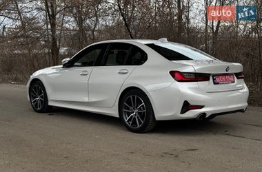 Седан BMW 3 Series 2019 в Дніпрі