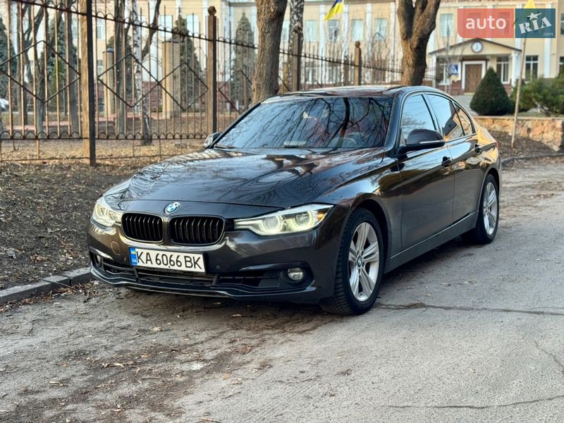 Седан BMW 3 Series 2015 в Києві