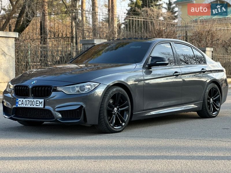 Седан BMW 3 Series 2012 в Умані