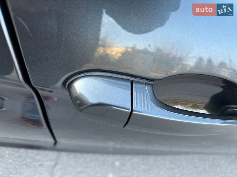 Седан BMW 3 Series 2012 в Умані