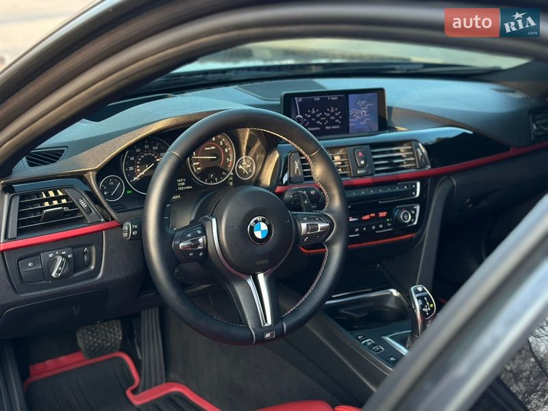 Седан BMW 3 Series 2012 в Умані