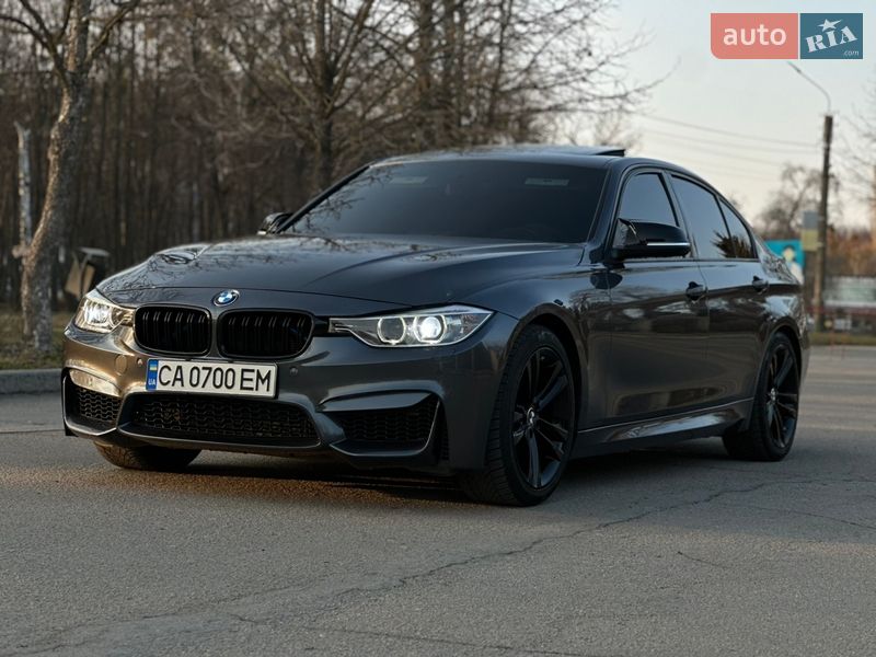 Седан BMW 3 Series 2012 в Умані