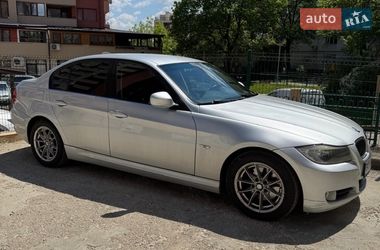 Седан BMW 3 Series 2010 в Одессе