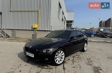 Седан BMW 3 Series 2014 в Львові