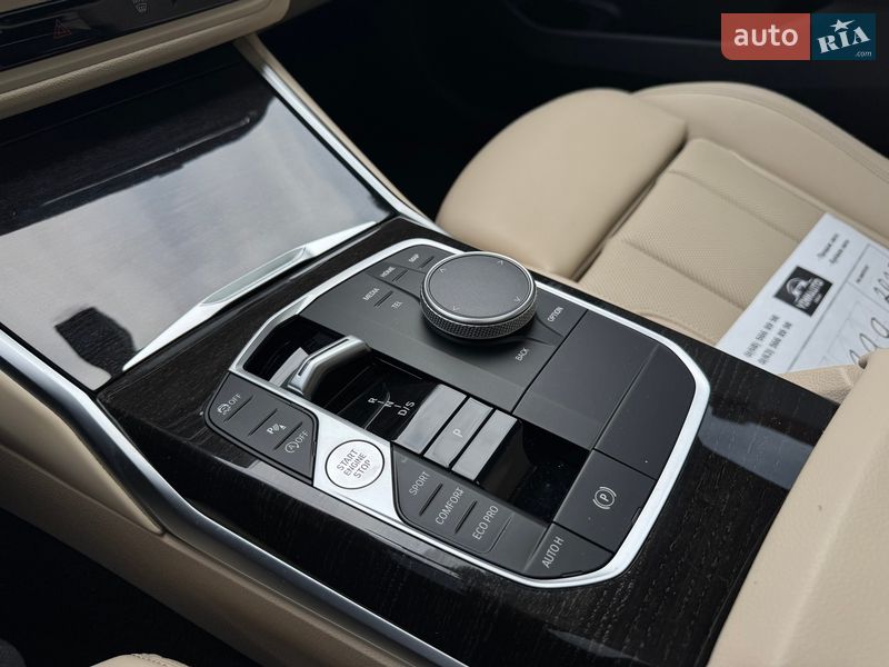 Седан BMW 3 Series 2023 в Виннице