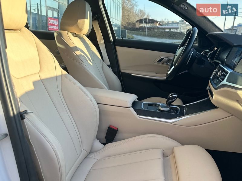 Седан BMW 3 Series 2021 в Харькове