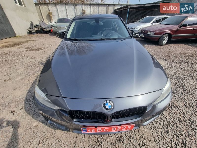 Седан BMW 3 Series 2013 в Кременце