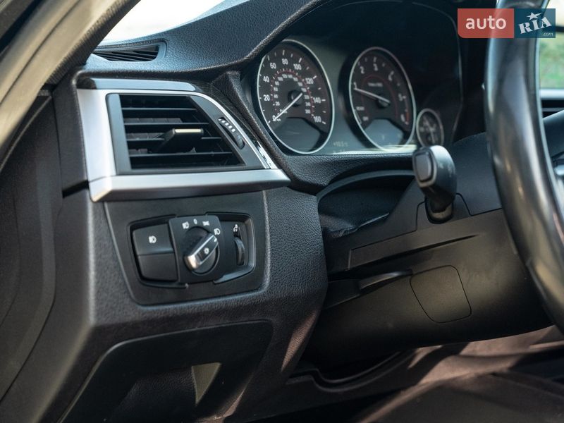 Седан BMW 3 Series 2016 в Черновцах фото 17 Седан BMW 3 Series 2016 в Черновцах