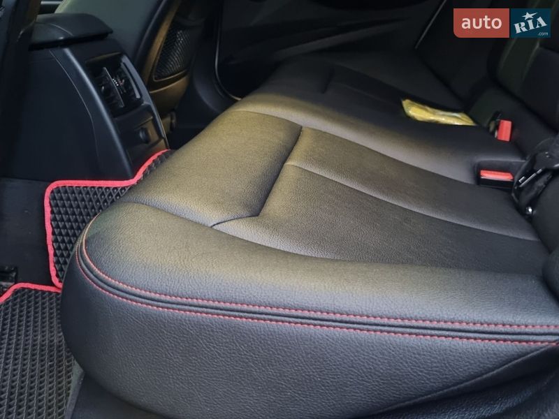 Седан BMW 3 Series 2013 в Черкассах