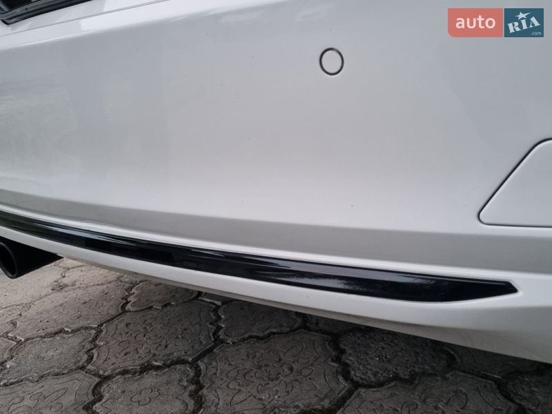 Седан BMW 3 Series 2013 в Черкассах