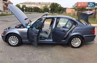 Седан BMW 3 Series 2002 в Чернівцях