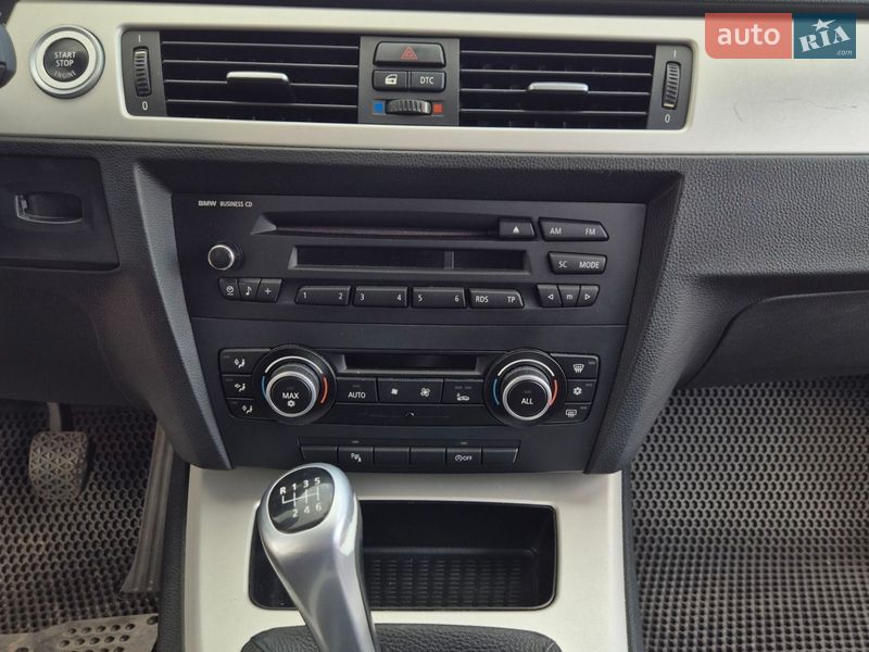 Универсал BMW 3 Series 2010 в Киеве