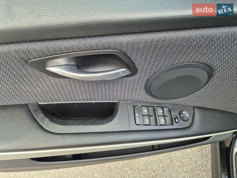 Универсал BMW 3 Series 2010 в Киеве