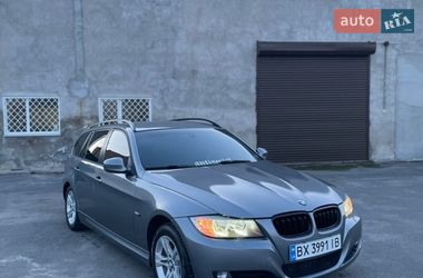 Седан BMW 3 Series 2010 в Іллінцях
