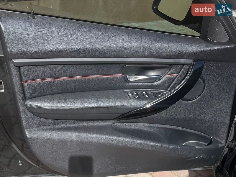 Седан BMW 3 Series 2013 в Ровно