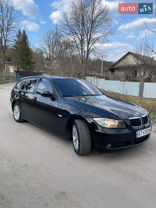Универсал BMW 3 Series 2008 в Калуше
