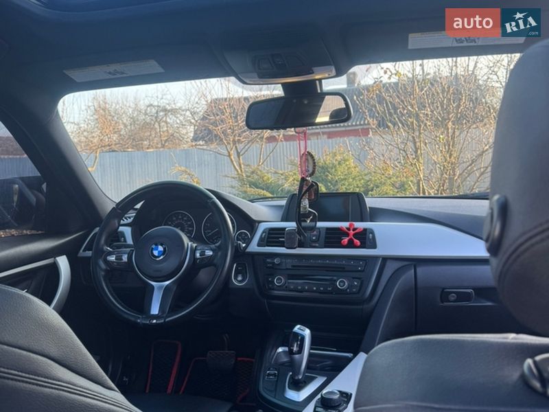 Седан BMW 3 Series 2013 в Новояворівську