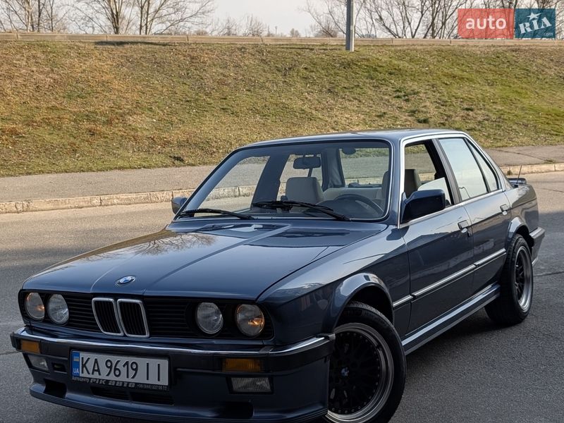 Седан BMW 3 Series 1985 в Киеве