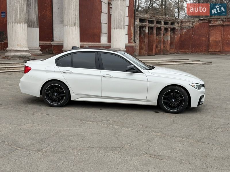 Седан BMW 3 Series 2013 в Кривом Роге фото 4 Седан BMW 3 Series 2013 в Кривом Роге