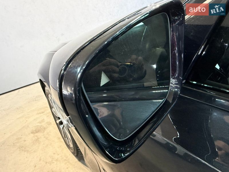 Седан BMW 3 Series 2019 в Одесі