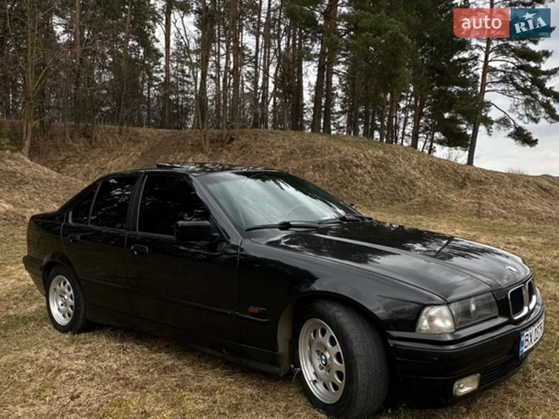 Седан BMW 3 Series 1995 в Гнівані