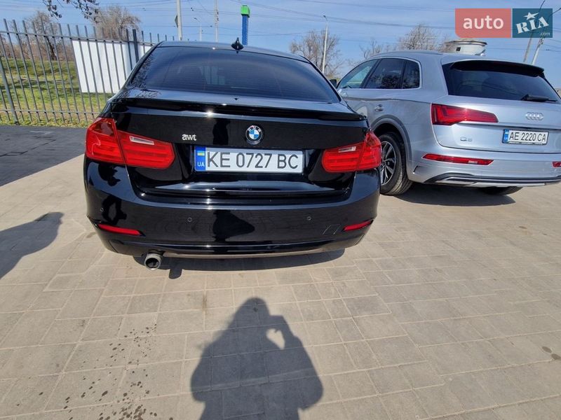 Седан BMW 3 Series 2013 в Кривому Розі