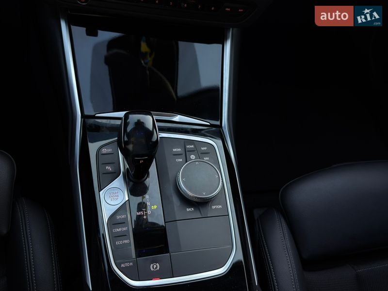 Седан BMW 3 Series 2020 в Киеве