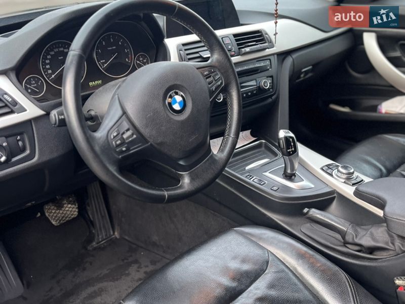 Седан BMW 3 Series 2013 в Тернополі