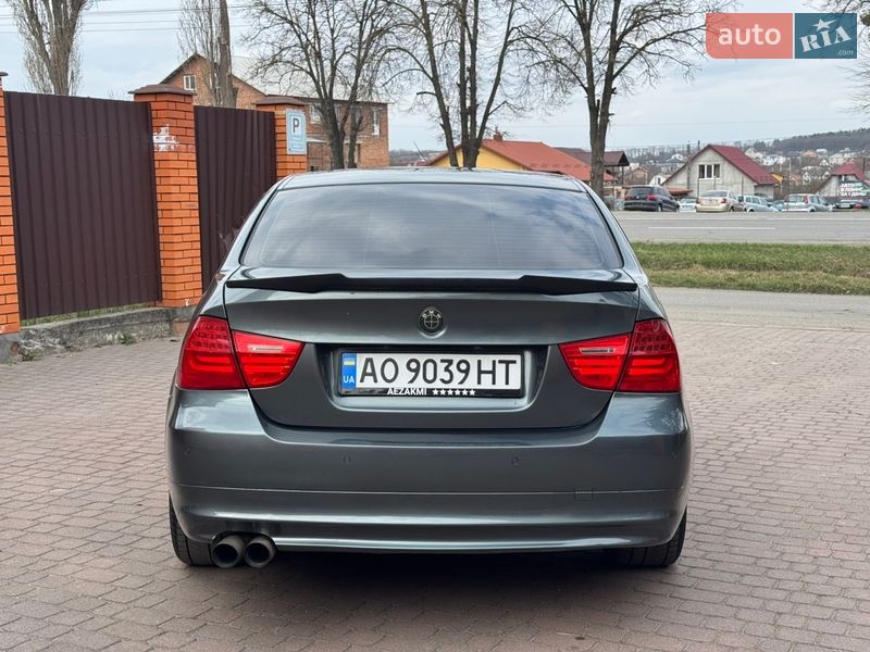Седан BMW 3 Series 2009 в Хмельницком