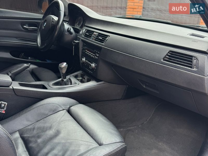 Седан BMW 3 Series 2009 в Хмельницком
