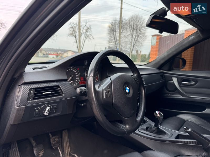 Седан BMW 3 Series 2009 в Хмельницком