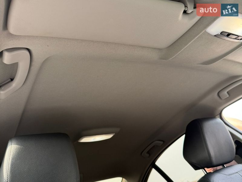 Седан BMW 3 Series 2014 в Киеве