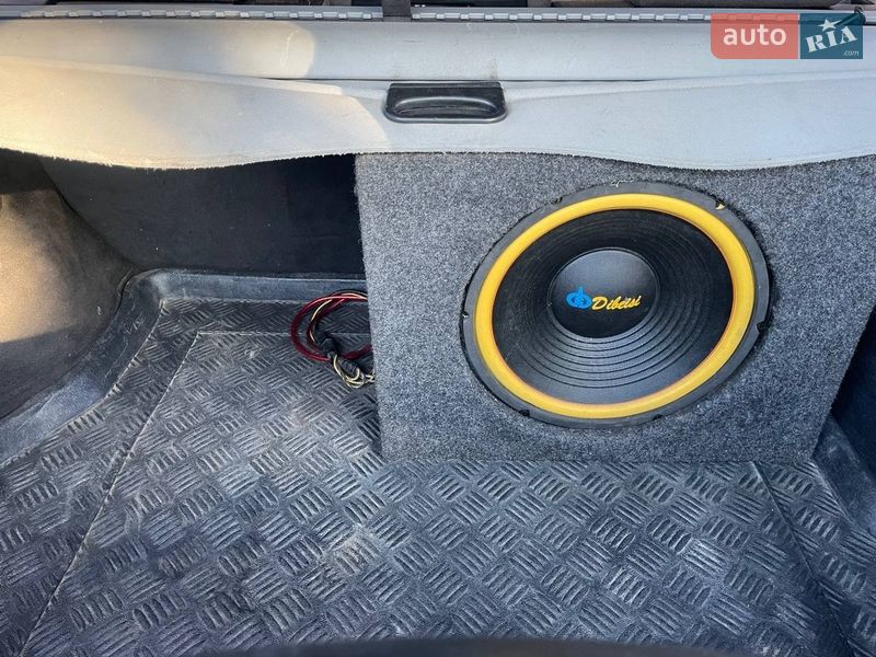 Универсал BMW 3 Series 2003 в Николаеве фото 10 Универсал BMW 3 Series 2003 в Николаеве